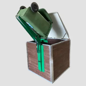 Basculeur de conteneurs pour faciliter la vidange des biodéchets dans les composteurs.