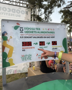 Borne de tri pour biodéchets en festival